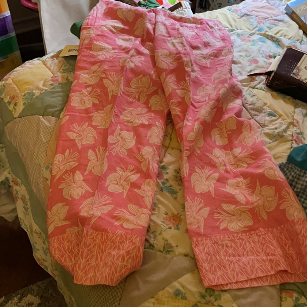 Womans size 10 linen Sigrid Olsen capris